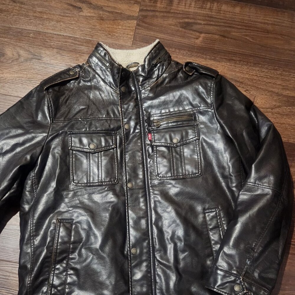 Levi’s Sherpa Lined Faux‎ Leather Trucker Jacket Men’s XL Distressed Grunge